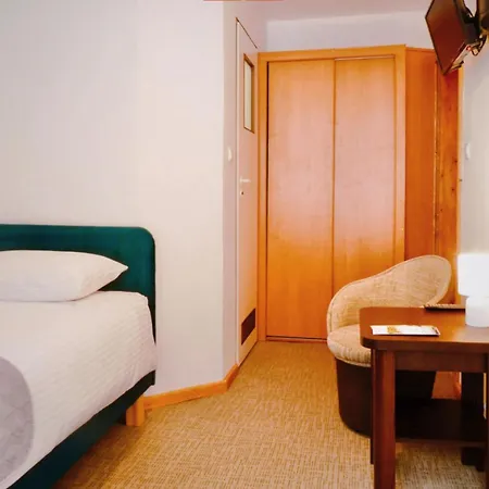 Quarto em Acomodações Particulares Dąbrówka *